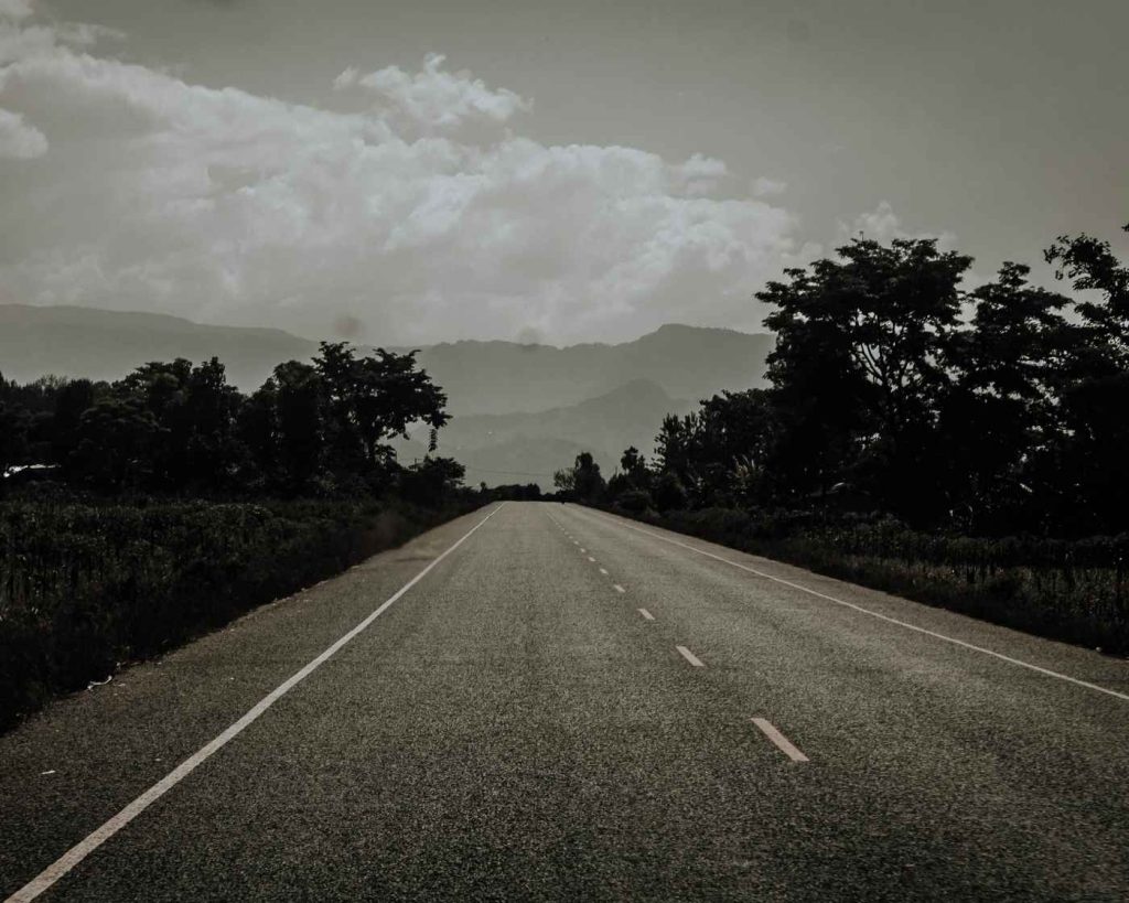 une-route-vide